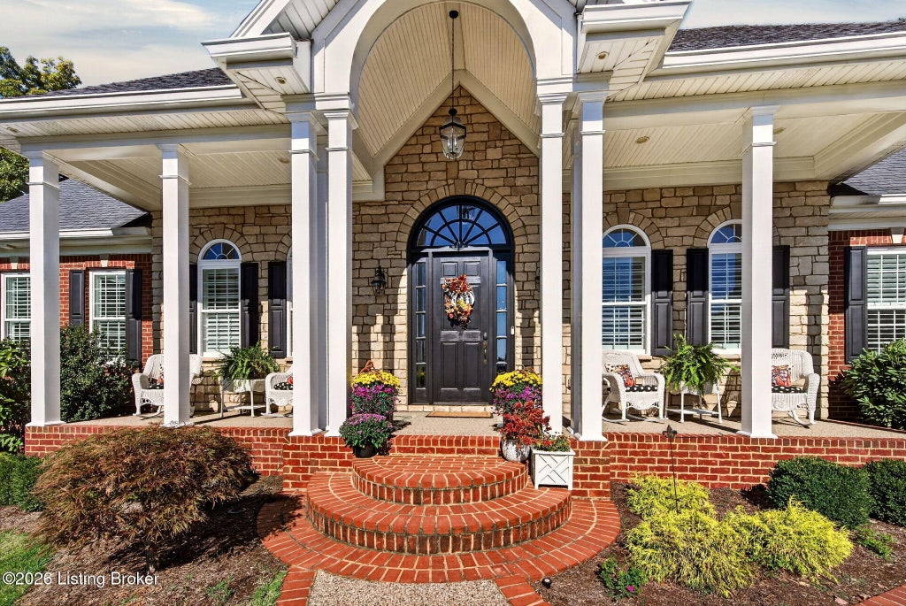 Photo of 4000 Bold Ruler Way, Louisville, KY 40214 (MLS # 1731274)