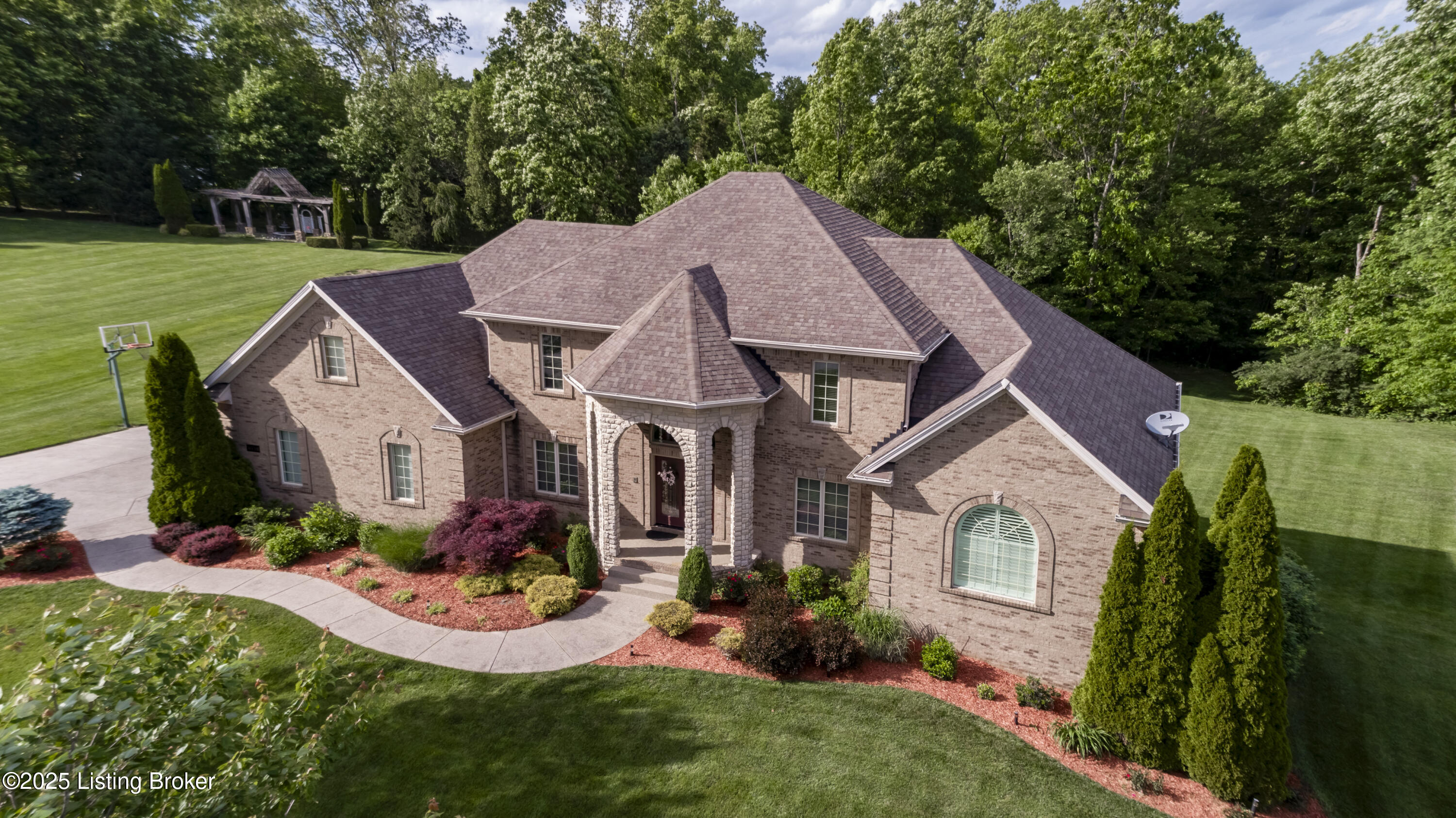 4038 Ballard Woods Dr, Smithfield, Kentucky image 1
