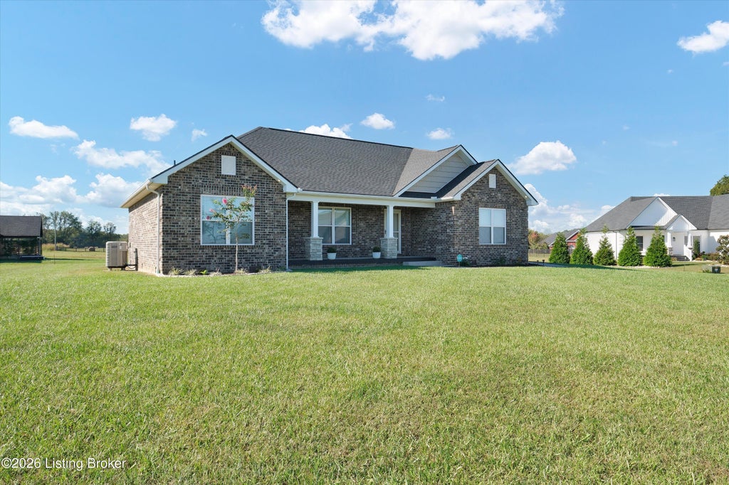 Photo of 139 Millwood Way, Bardstown, KY 40004 (MLS # 1731239)