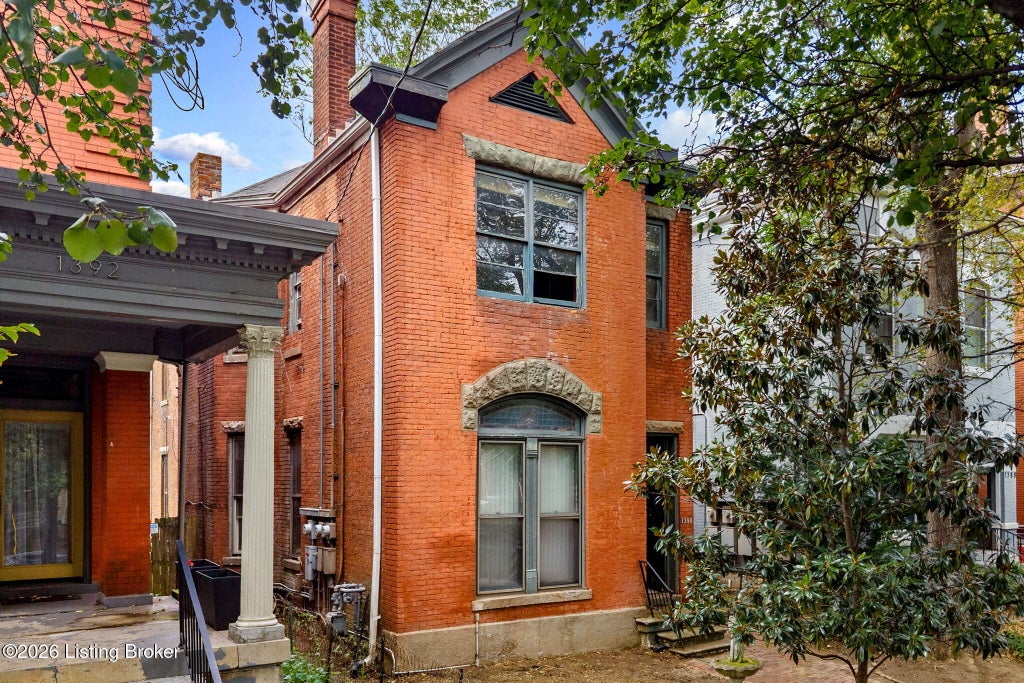 Photo of 1390 S 2nd St, Louisville, KY 40208 (MLS # 1729177)