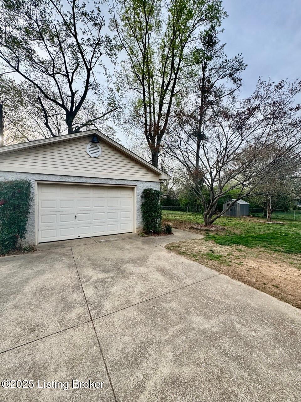 2725 Mohawk Dr, Bowling Green, Kentucky image 8