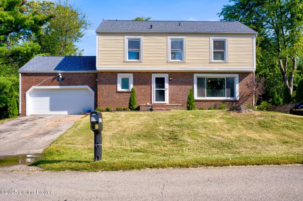 Photo of 8201 Huntsman Trail, Louisville, KY 40291 (MLS # 1703733)