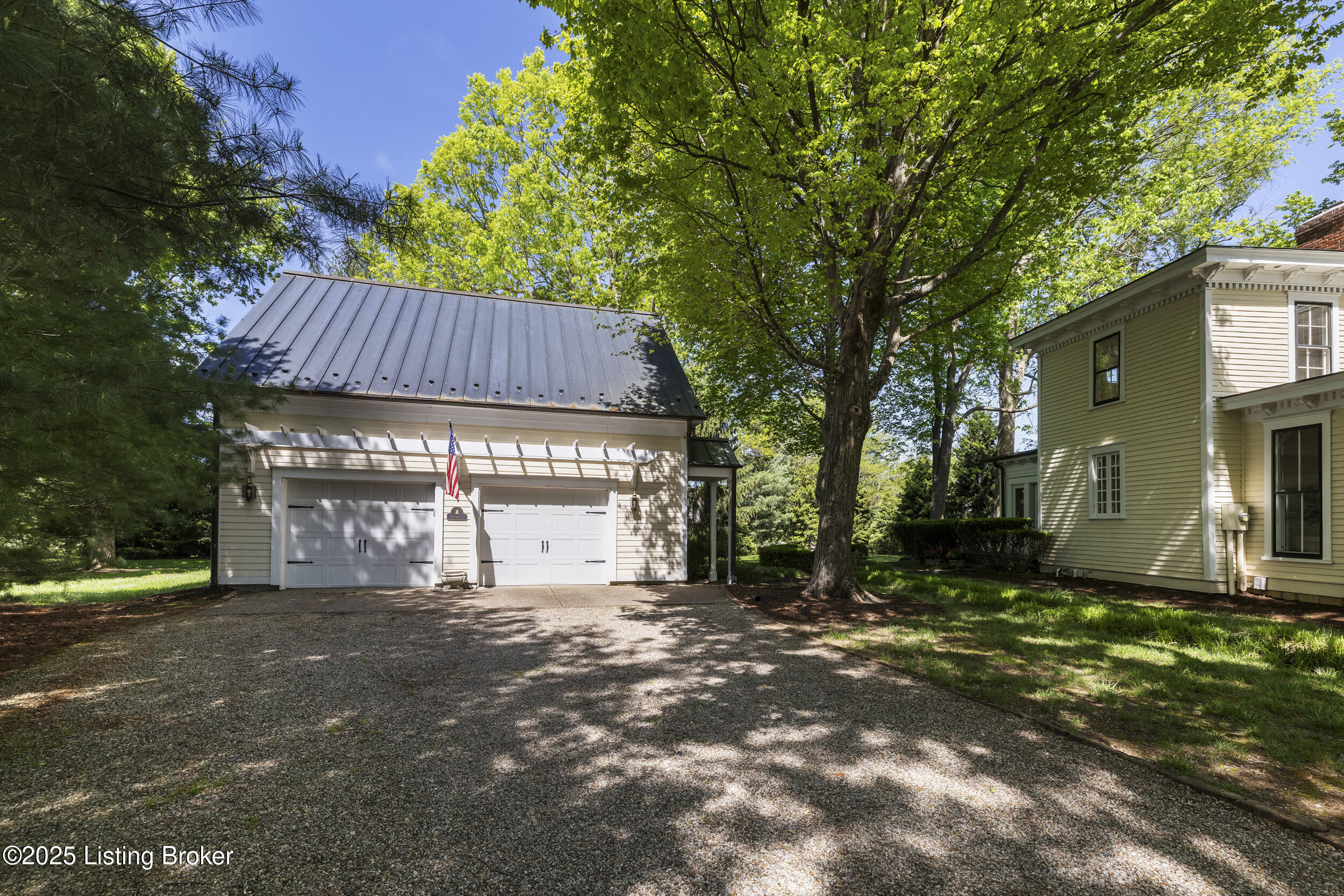 12005 Hunting Crest Dr, Prospect, Pennsylvania image 12