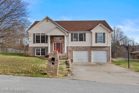 Photo of 502 Pawnee Dr, Lawrenceburg, KY 40342 (MLS # 1705751)