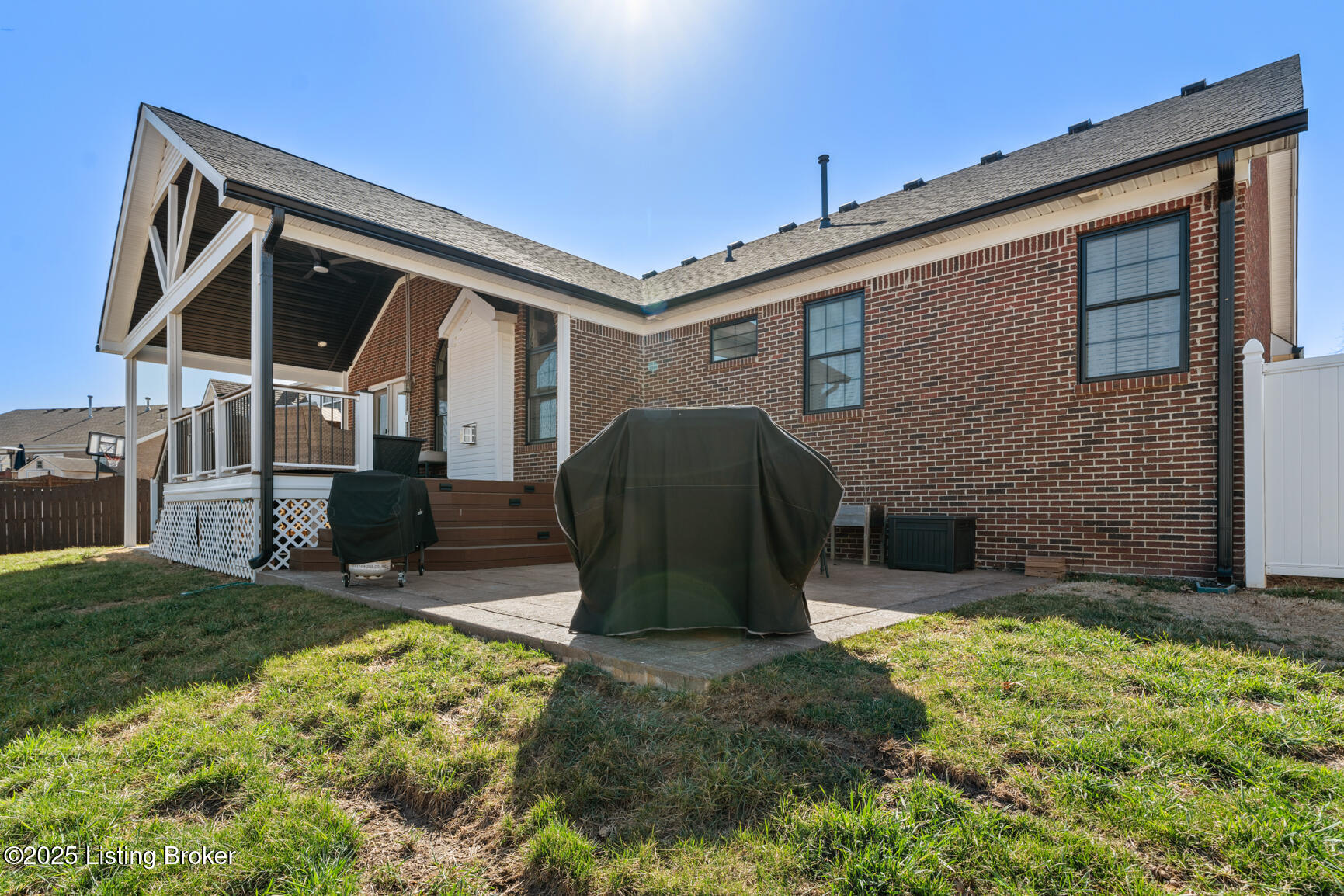 250 Bentwood Dr, Shepherdsville, Kentucky image 28