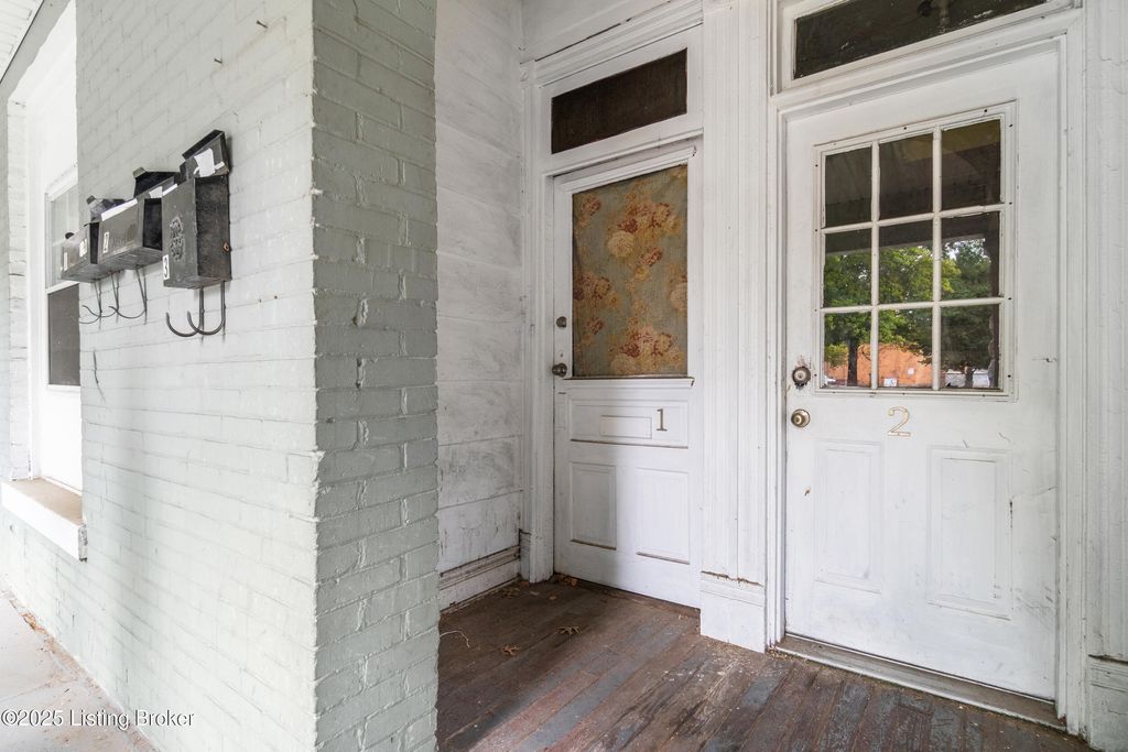 Photo of 3846 Southern Pkwy, Louisville, KY 40214 (MLS # 1713622)