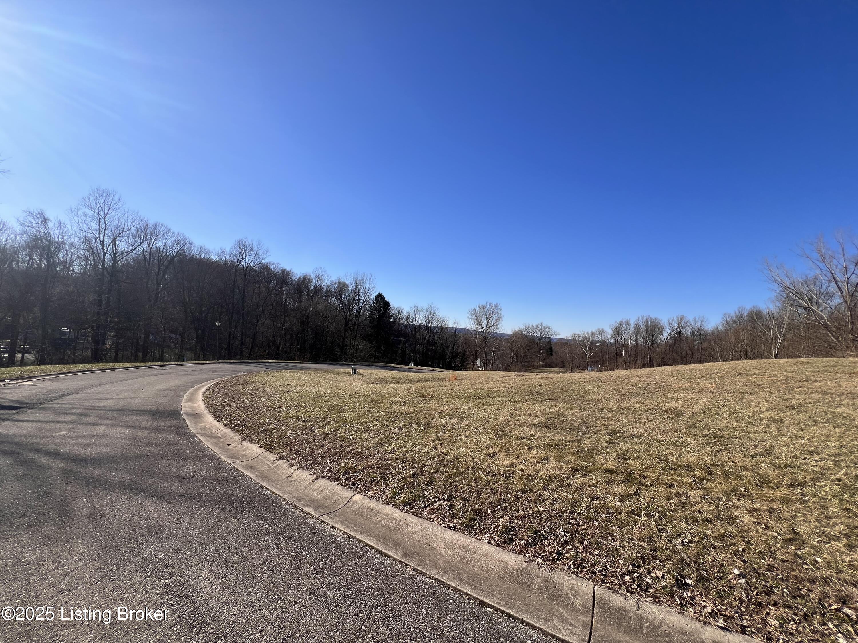 4515 E Pages Ln, Louisville, Kentucky image 10
