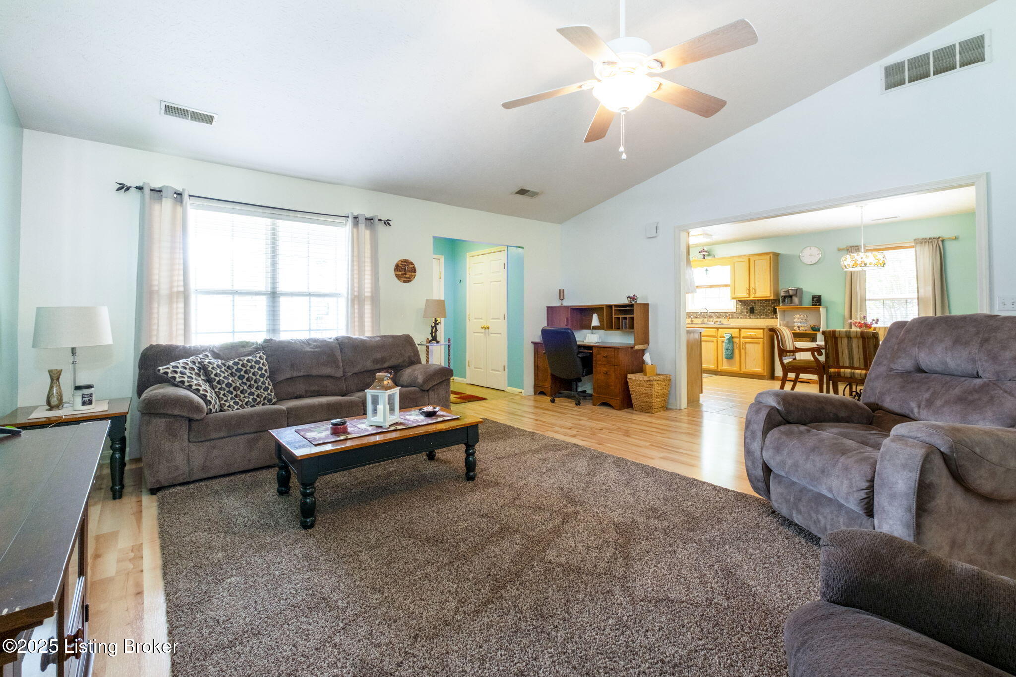 124 Iroquois Ct, Shepherdsville, Kentucky image 9