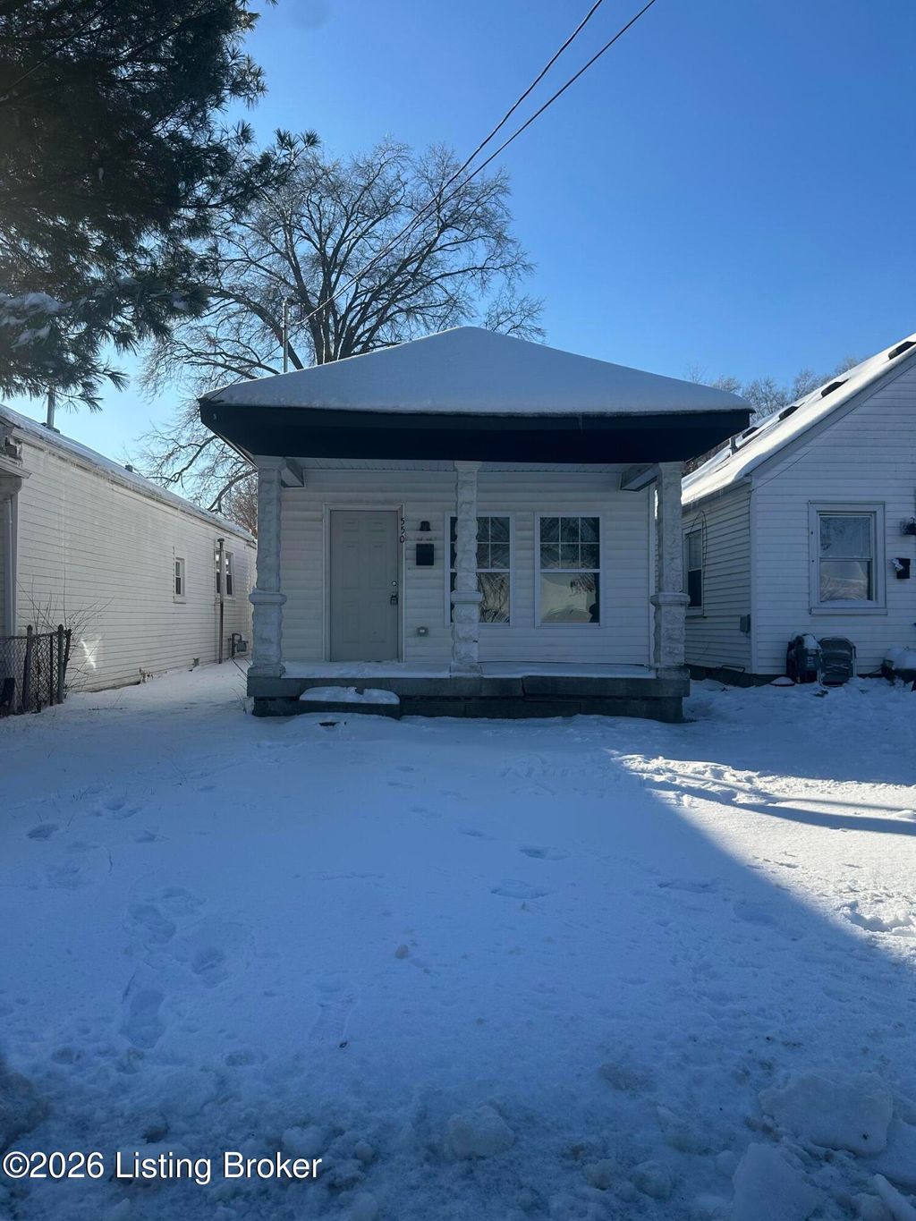 Photo of 550 Longfield Ave, Louisville, KY 40215 (MLS # 1709172)