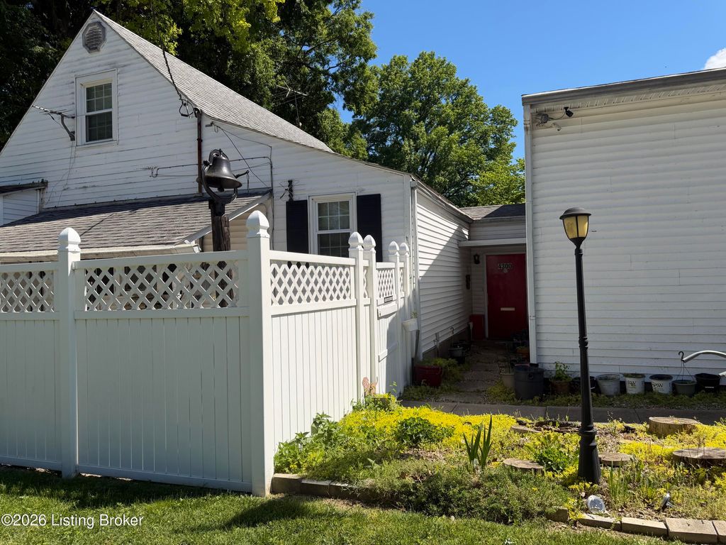 Photo of 4300 S 2nd St, Louisville, KY 40214 (MLS # 1717785)