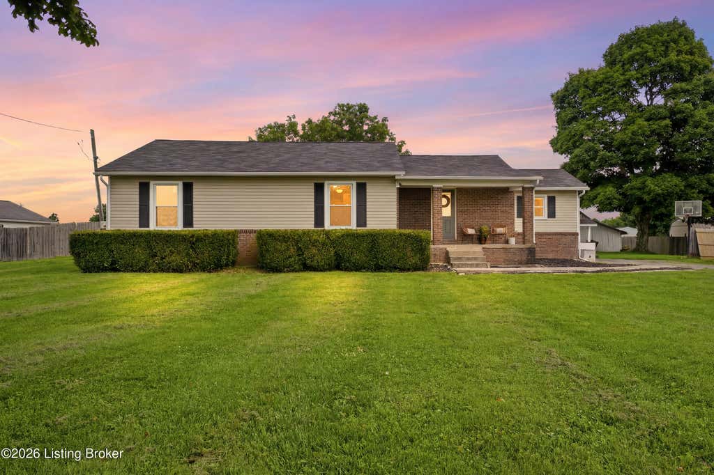 Photo of 601 John Henry Rd, Taylorsville, KY 40071 (MLS # 1725311)
