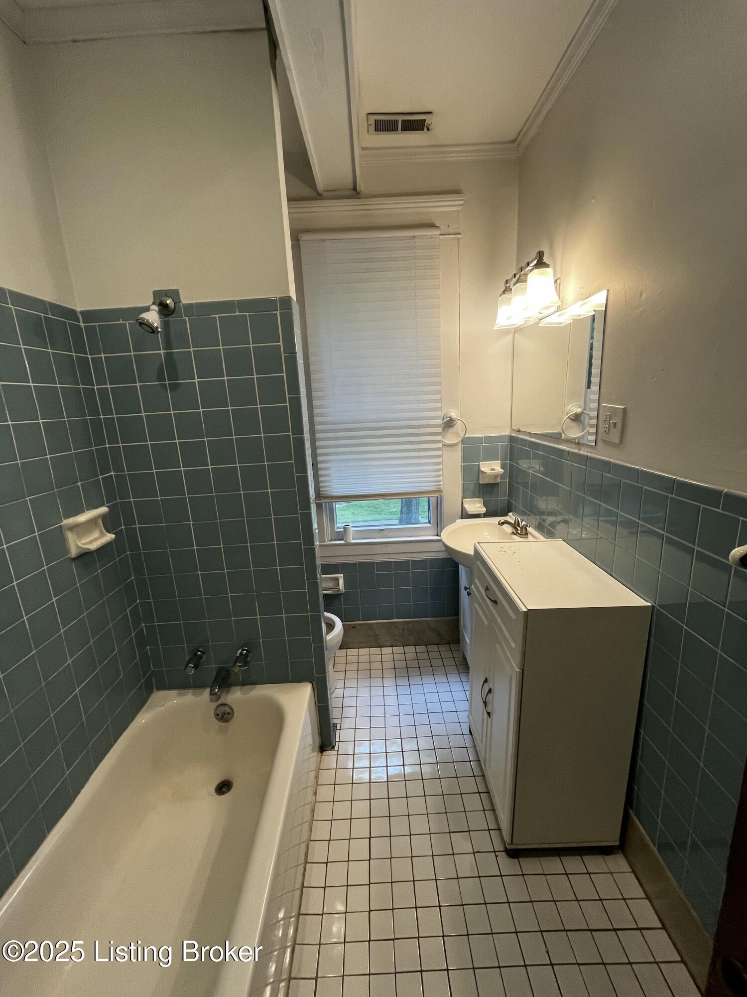 2228 Glenmary Ave #205, Louisville, Pennsylvania image 25