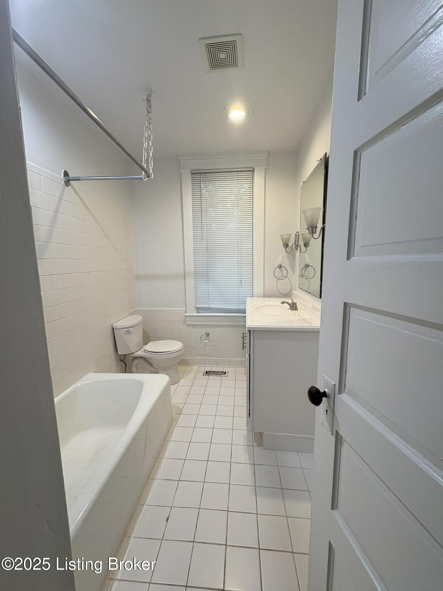 2228 Glenmary Ave #205, Louisville, Pennsylvania image 14