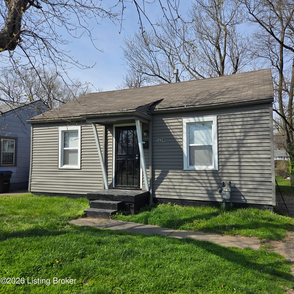 Photo of 2629 Olive St, Louisville, KY 40210 (MLS # 1712638)