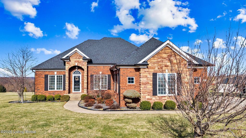 Photo of 843 Nevin Ln, Fisherville, KY 40023 (MLS # 1708170)