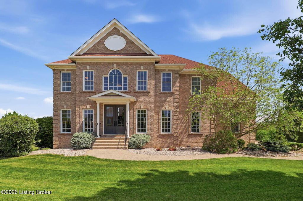 Photo of 3907 Clarke Pointe Ct, Crestwood, KY 40014 (MLS # 1714932)