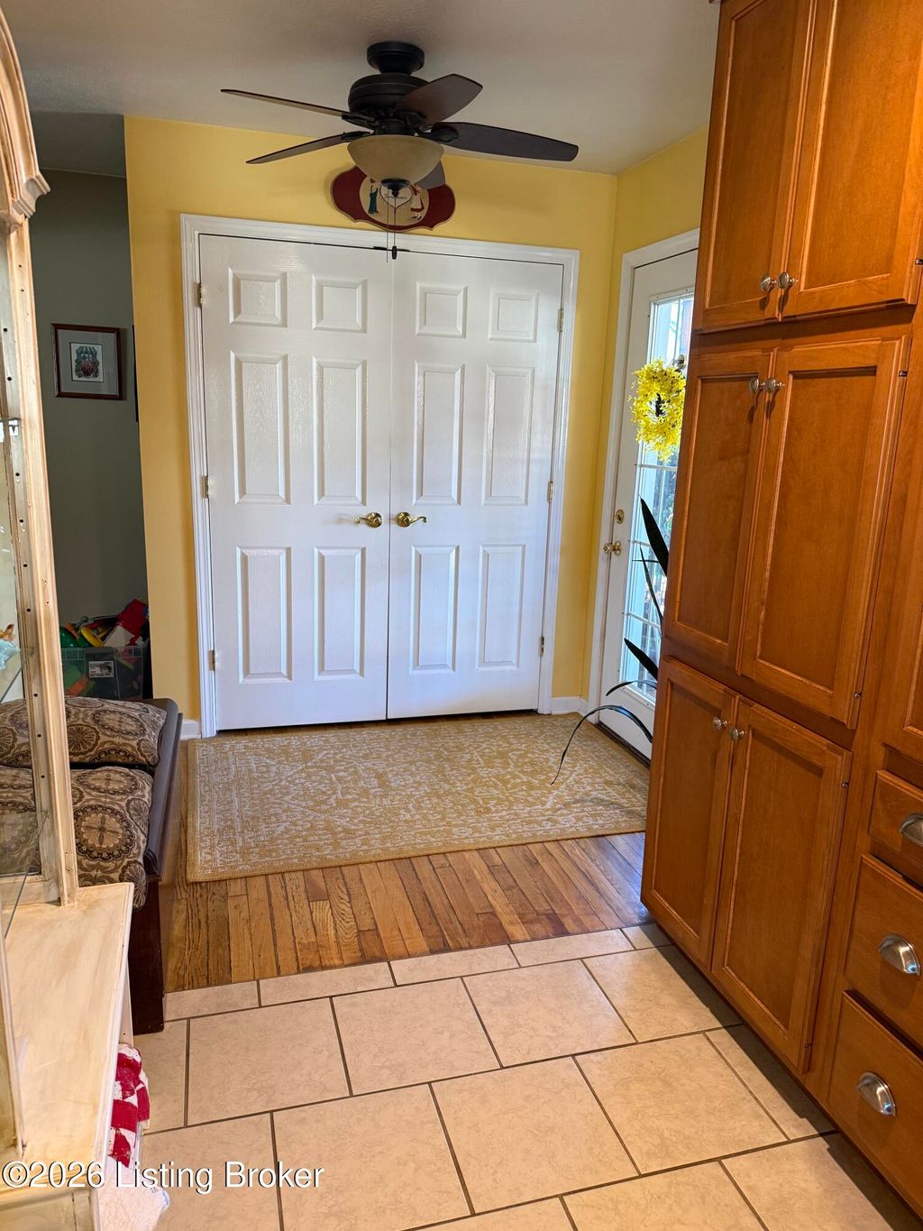 Photo of 158 Hillcrest Ave, Lebanon Junction, KY 40150 (MLS # 1709850)