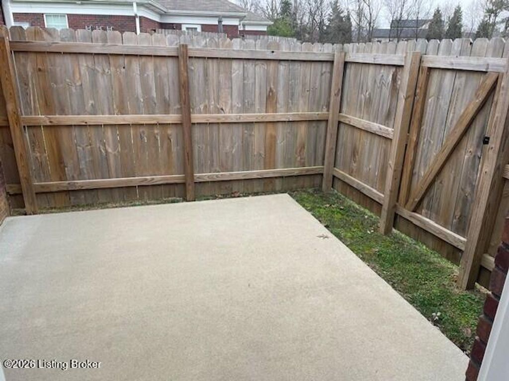 Photo of 7308 Fox Hollow Way, Louisville, KY 40228 (MLS # 1706866)