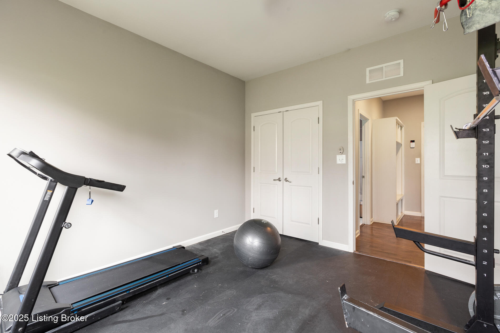 6803 Park Vista Way, Louisville, Kentucky image 31
