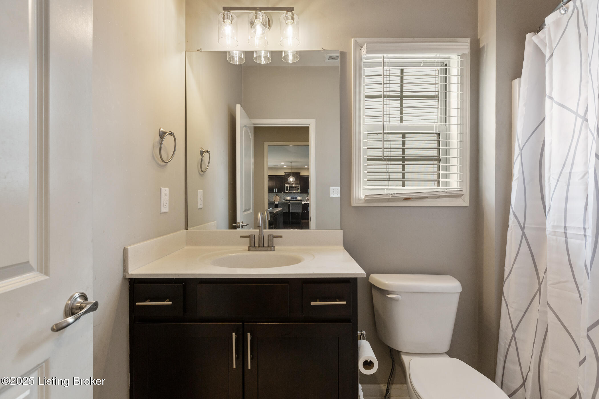 6803 Park Vista Way, Louisville, Kentucky image 28