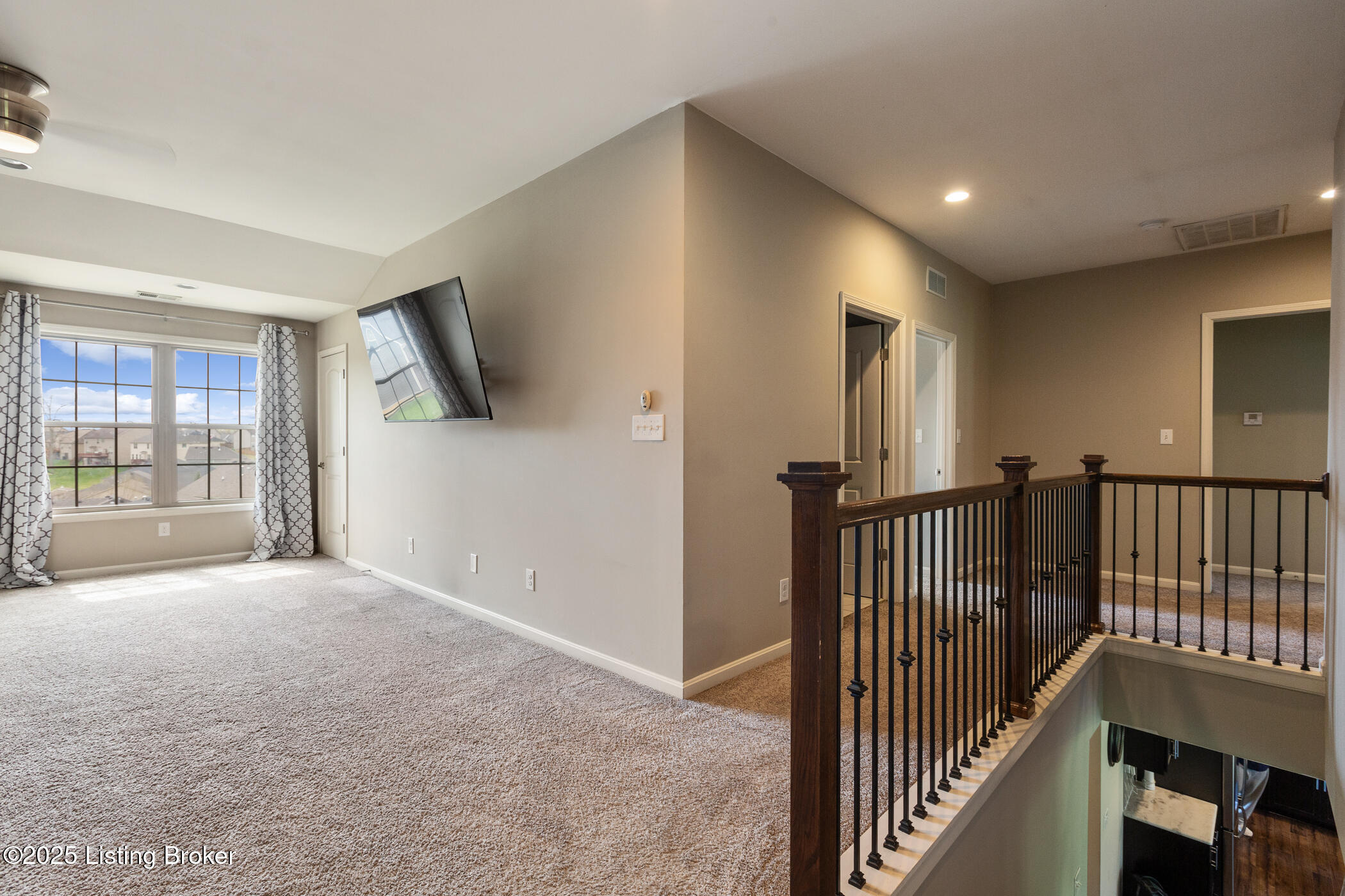 6803 Park Vista Way, Louisville, Kentucky image 35