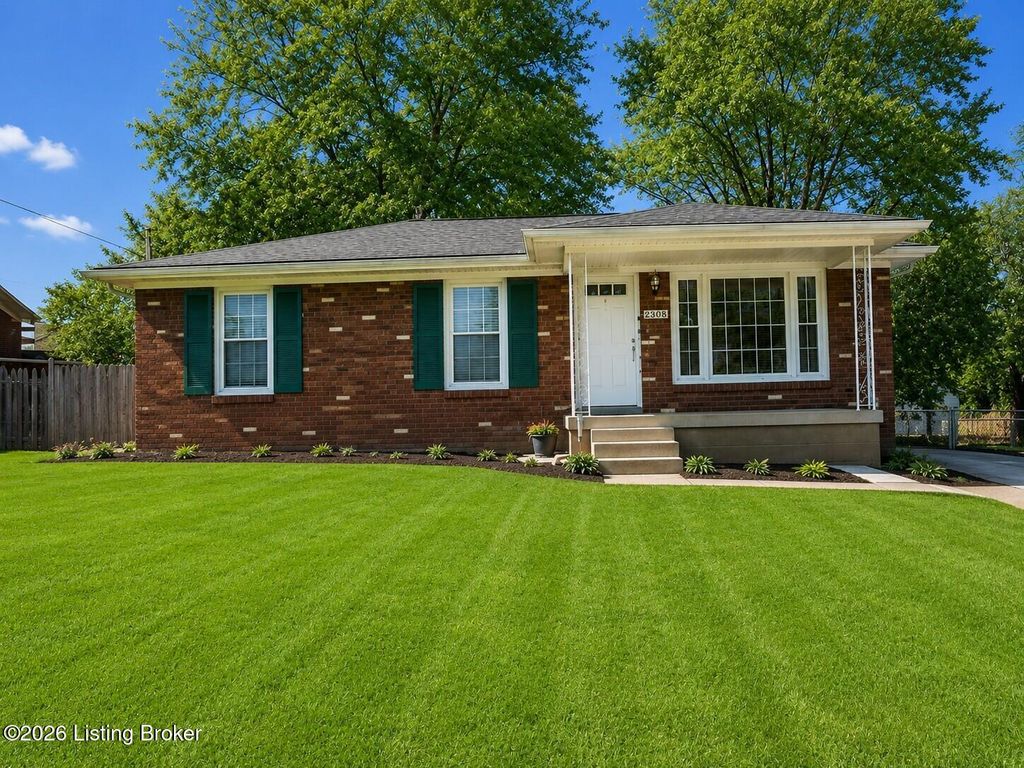Photo of 2570 Trubart Ln, Louisville, KY 40216 (MLS # 1717993)