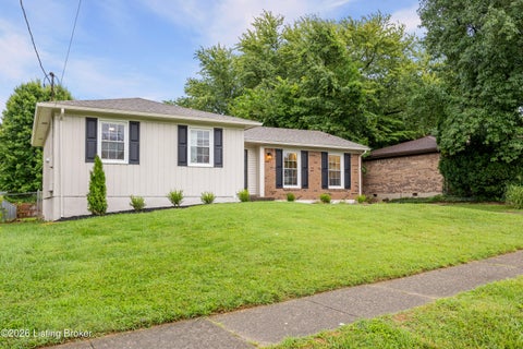 Tiny photo for 9209 Willowwood Way, Louisville, KY 40299 (MLS # 1728812)