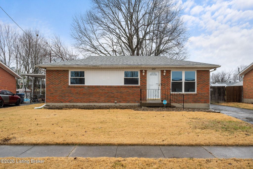 Photo of 6507 Bluegill Blvd, Louisville, KY 40229 (MLS # 1707236)
