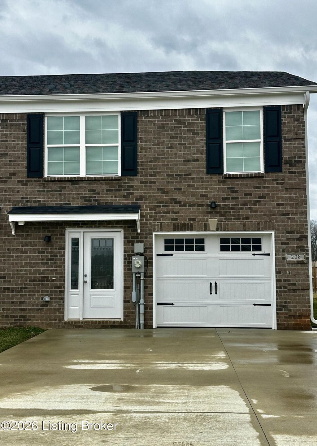 Photo of 208 Dixon Cir, Vine Grove, KY 40175 (MLS # 1710959)