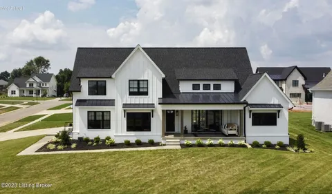 MLS: 1679363