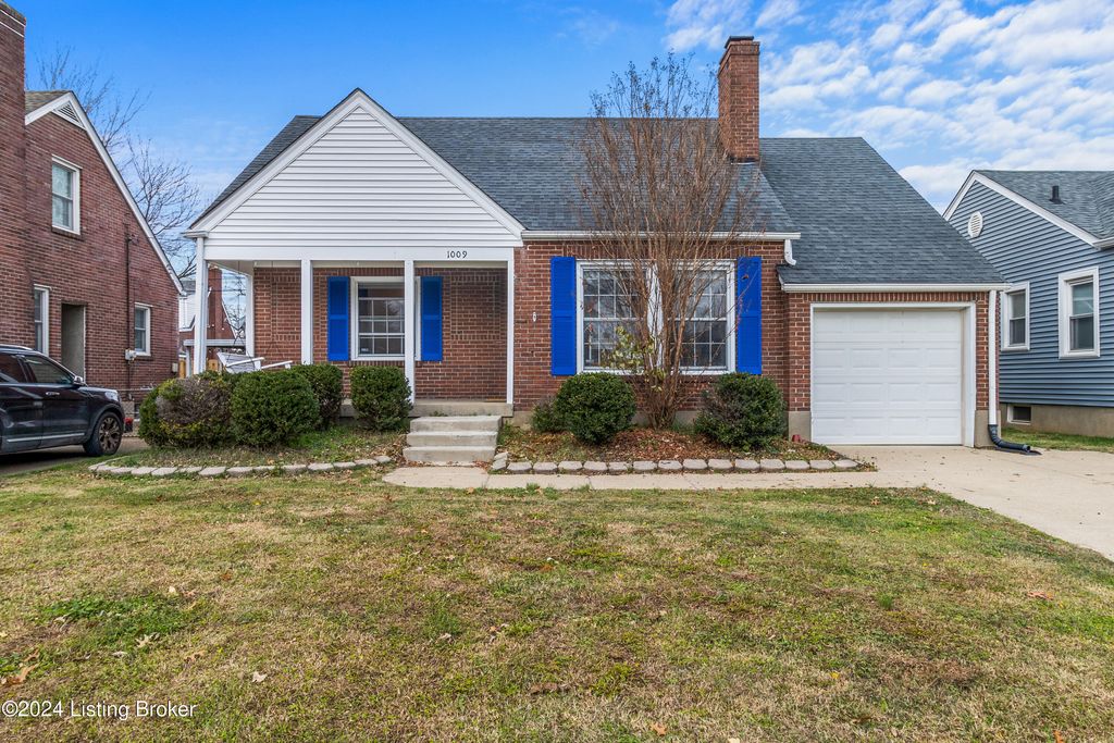 Photo of 1009 Greenleaf Rd, Louisville, KY 40213 (MLS # 1711222)