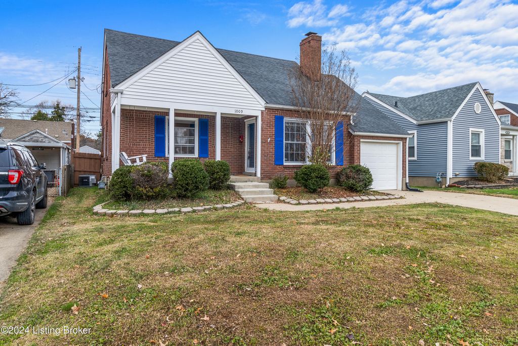 Photo of 1009 Greenleaf Rd, Louisville, KY 40213 (MLS # 1711222)