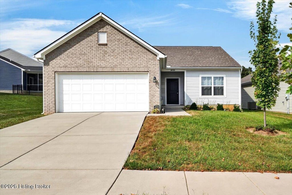 Photo of 16728 Taunton Vale Rd, Louisville, KY 40245 (MLS # 1722582)