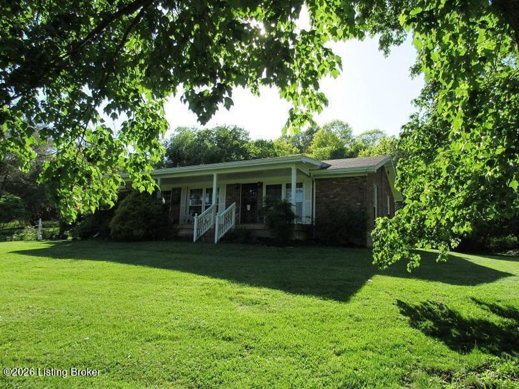 Photo of 1293 Plum Creek Rd, Taylorsville, KY 40071 (MLS # 1719448)