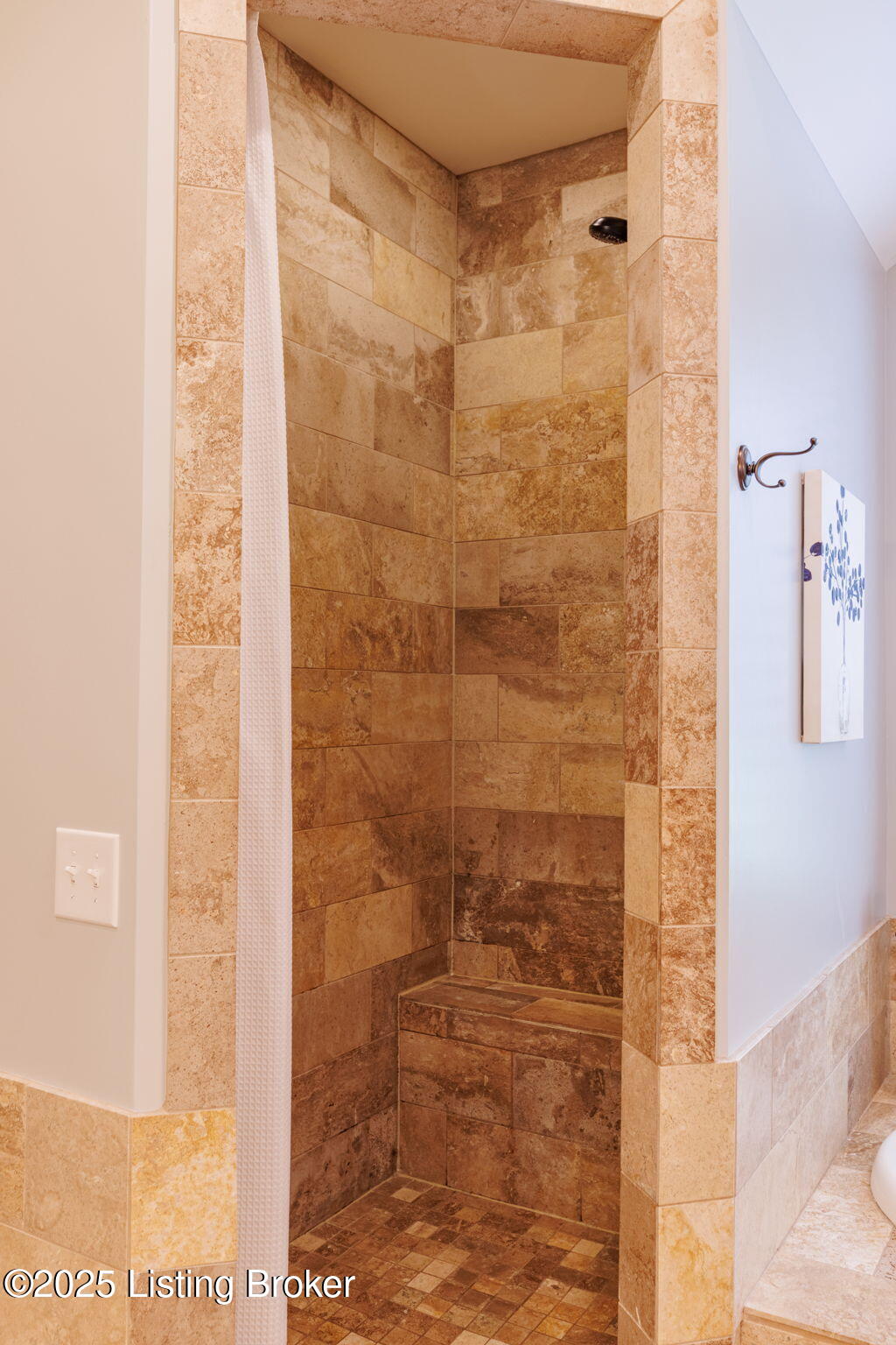 4225 Pleasant Glen Dr, Louisville, Kentucky image 22
