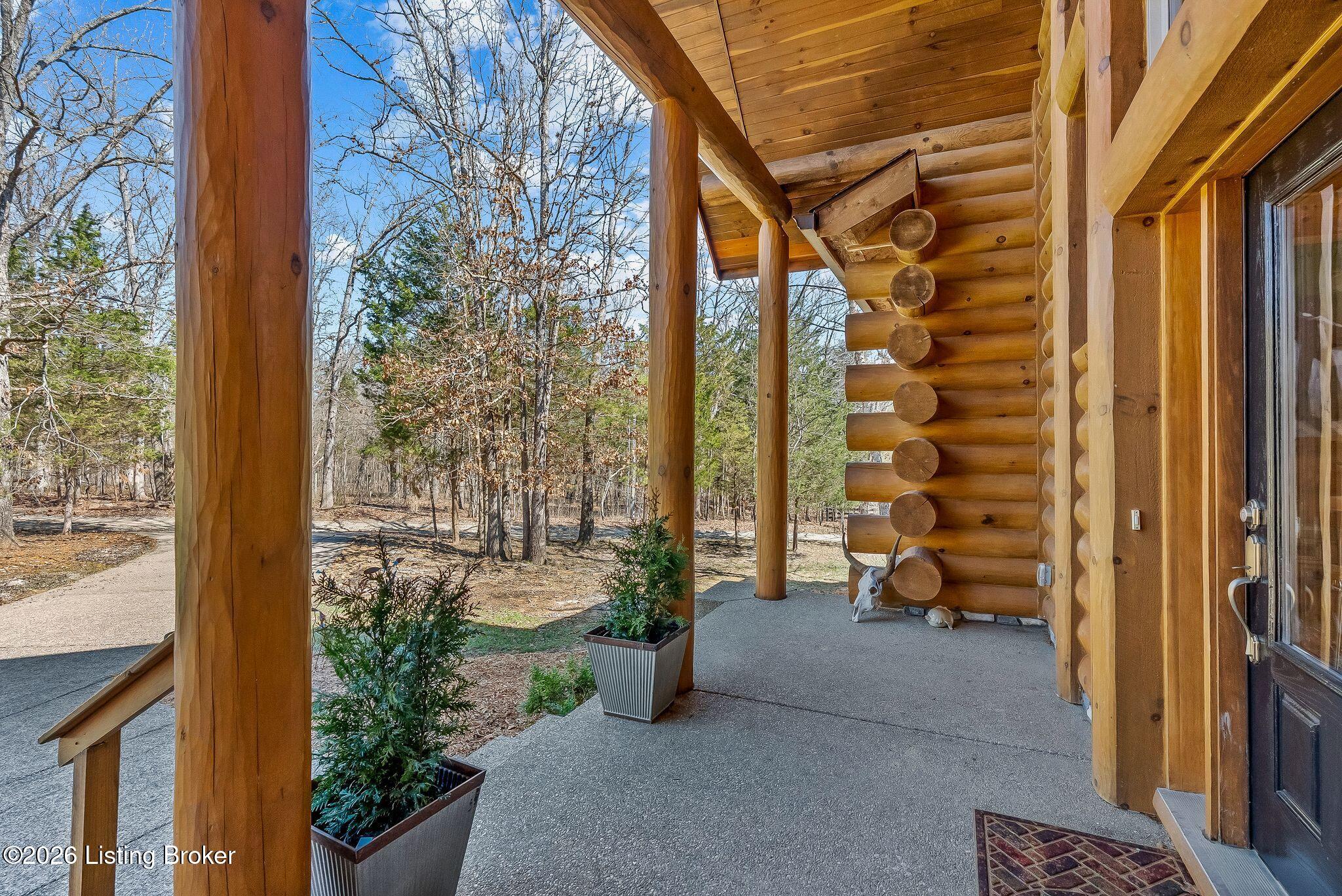 La Grange, Kentucky, 40031, United States, 5 Bedrooms Bedrooms, ,4 BathroomsBathrooms,Residential,Active,2026008