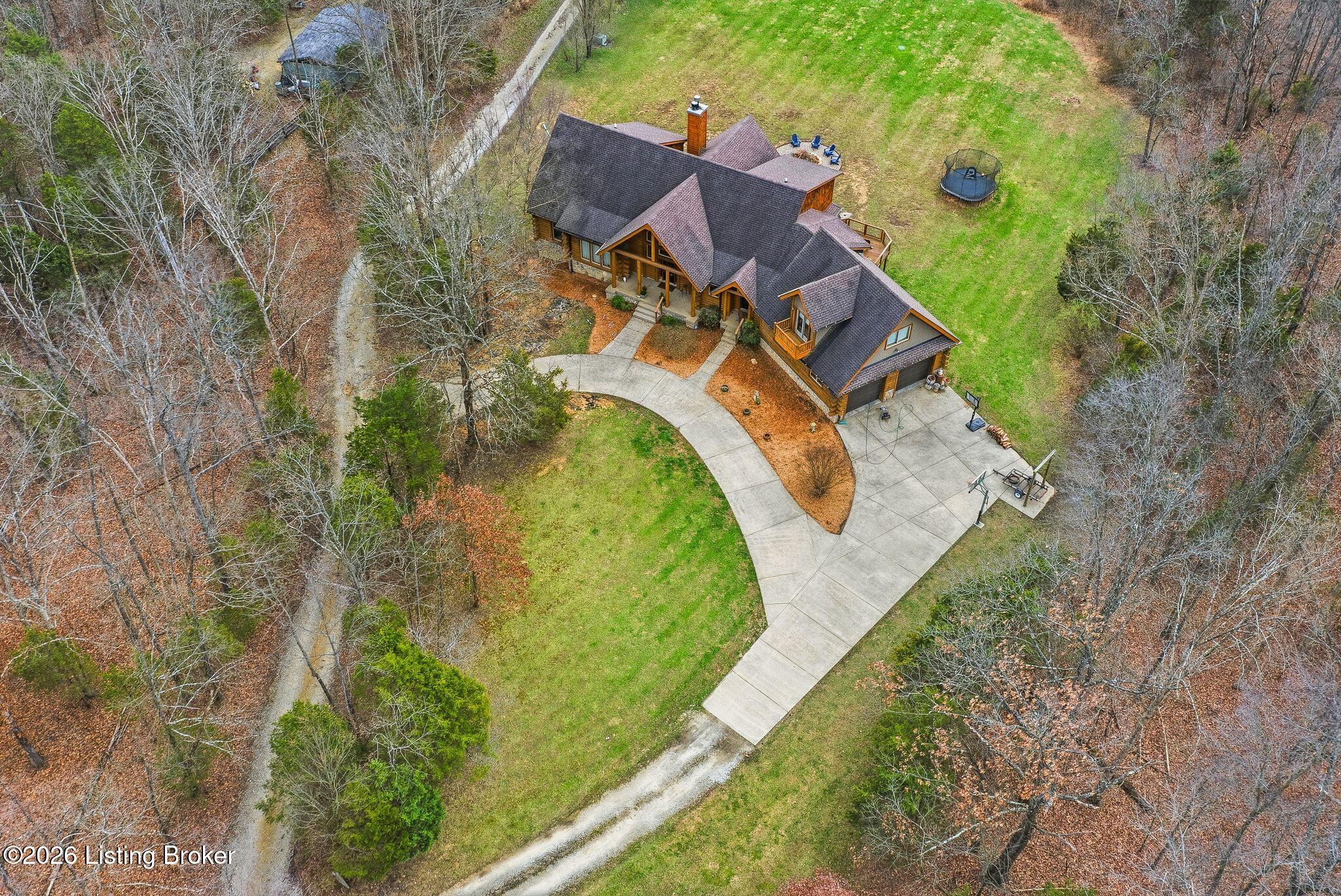 La Grange, Kentucky, 40031, United States, 5 Bedrooms Bedrooms, ,4 BathroomsBathrooms,Residential,Active,2026008
