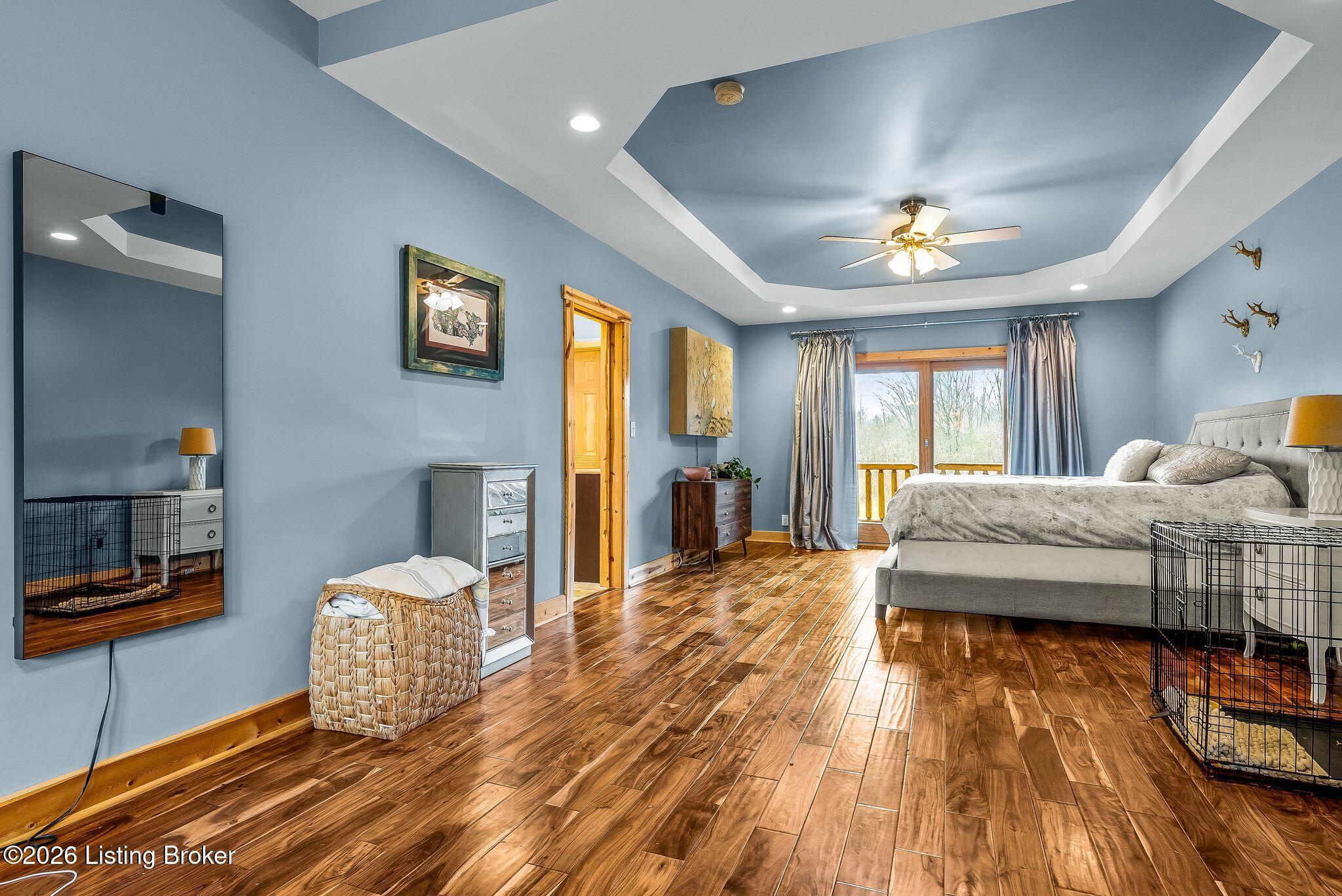 La Grange, Kentucky, 40031, United States, 5 Bedrooms Bedrooms, ,4 BathroomsBathrooms,Residential,Active,2026008