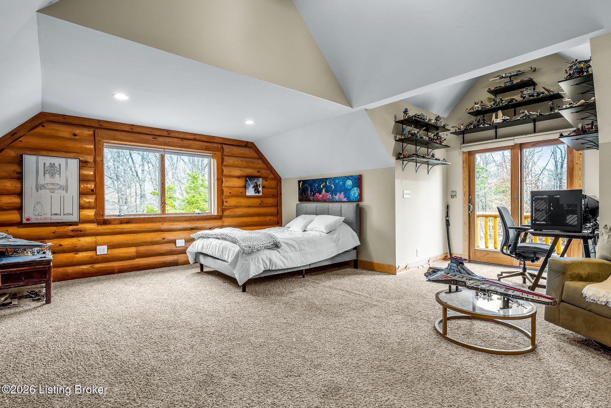 La Grange, Kentucky, 40031, United States, 5 Bedrooms Bedrooms, ,4 BathroomsBathrooms,Residential,Active,2026008