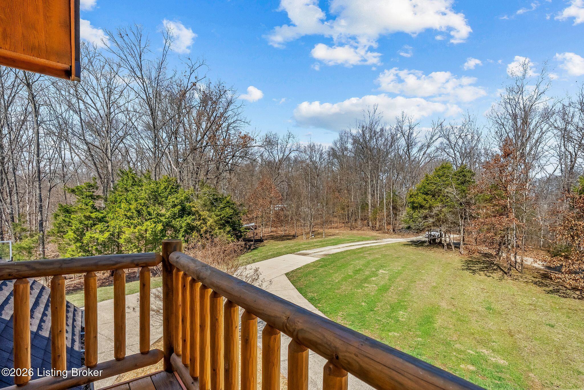 La Grange, Kentucky, 40031, United States, 5 Bedrooms Bedrooms, ,4 BathroomsBathrooms,Residential,Active,2026008