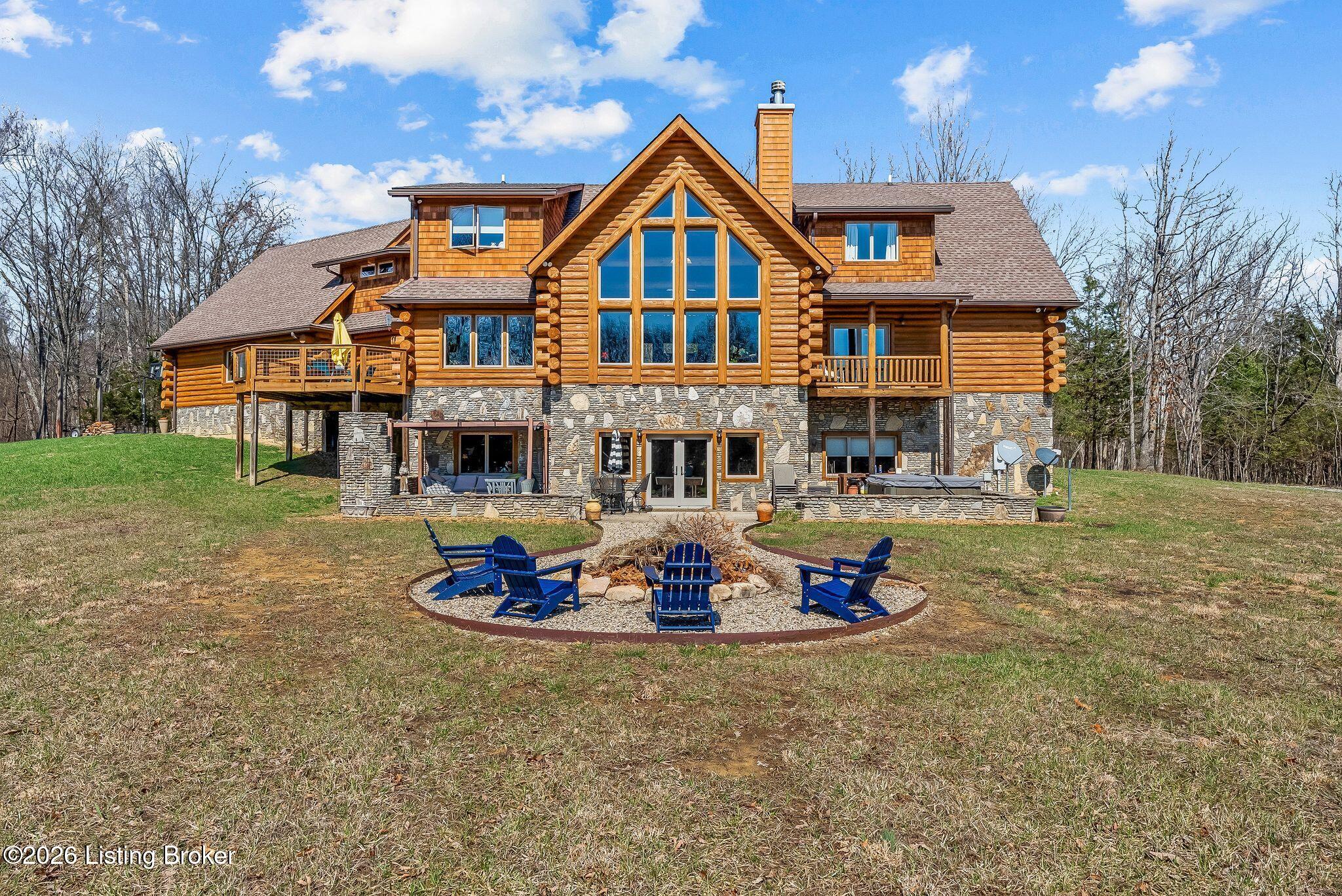 La Grange, Kentucky, 40031, United States, 5 Bedrooms Bedrooms, ,4 BathroomsBathrooms,Residential,Active,2026008