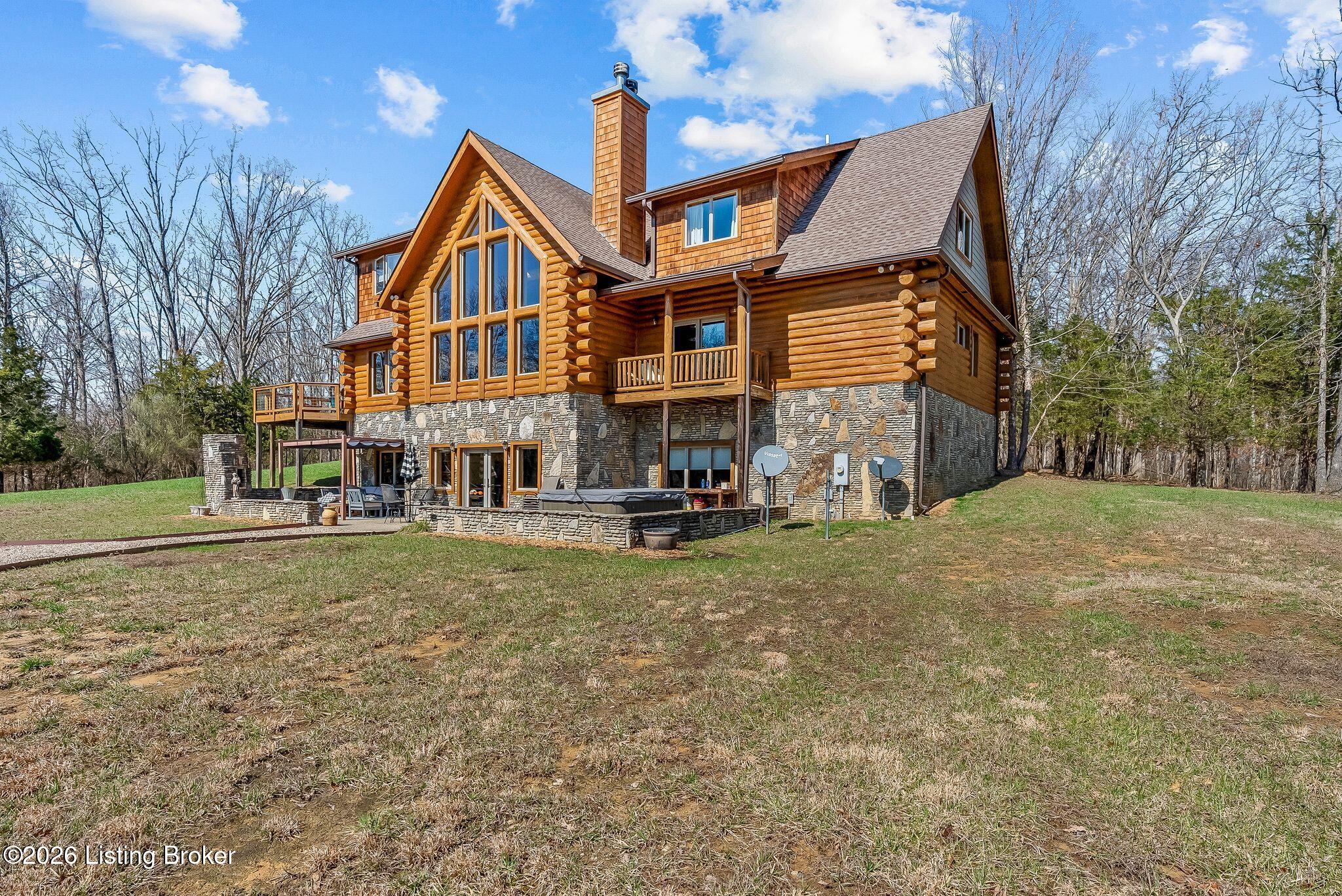 La Grange, Kentucky, 40031, United States, 5 Bedrooms Bedrooms, ,4 BathroomsBathrooms,Residential,Active,2026008