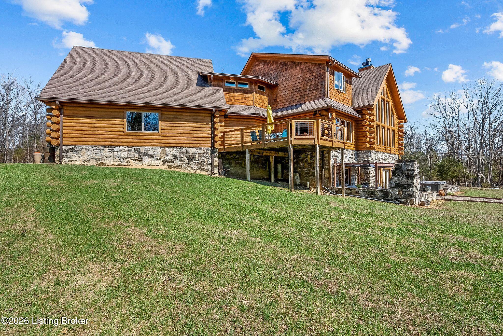 La Grange, Kentucky, 40031, United States, 5 Bedrooms Bedrooms, ,4 BathroomsBathrooms,Residential,Active,2026008