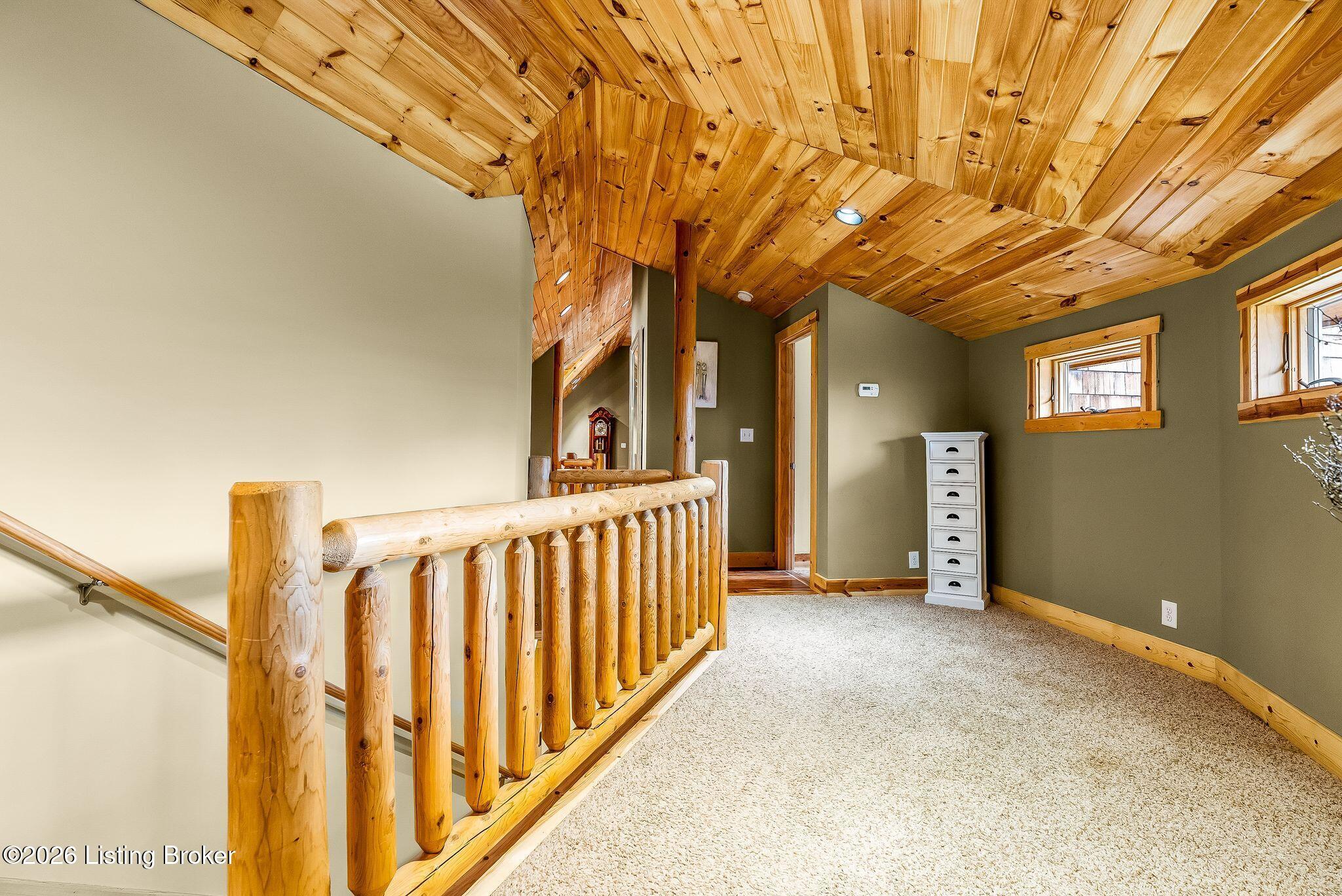 La Grange, Kentucky, 40031, United States, 5 Bedrooms Bedrooms, ,4 BathroomsBathrooms,Residential,Active,2026008