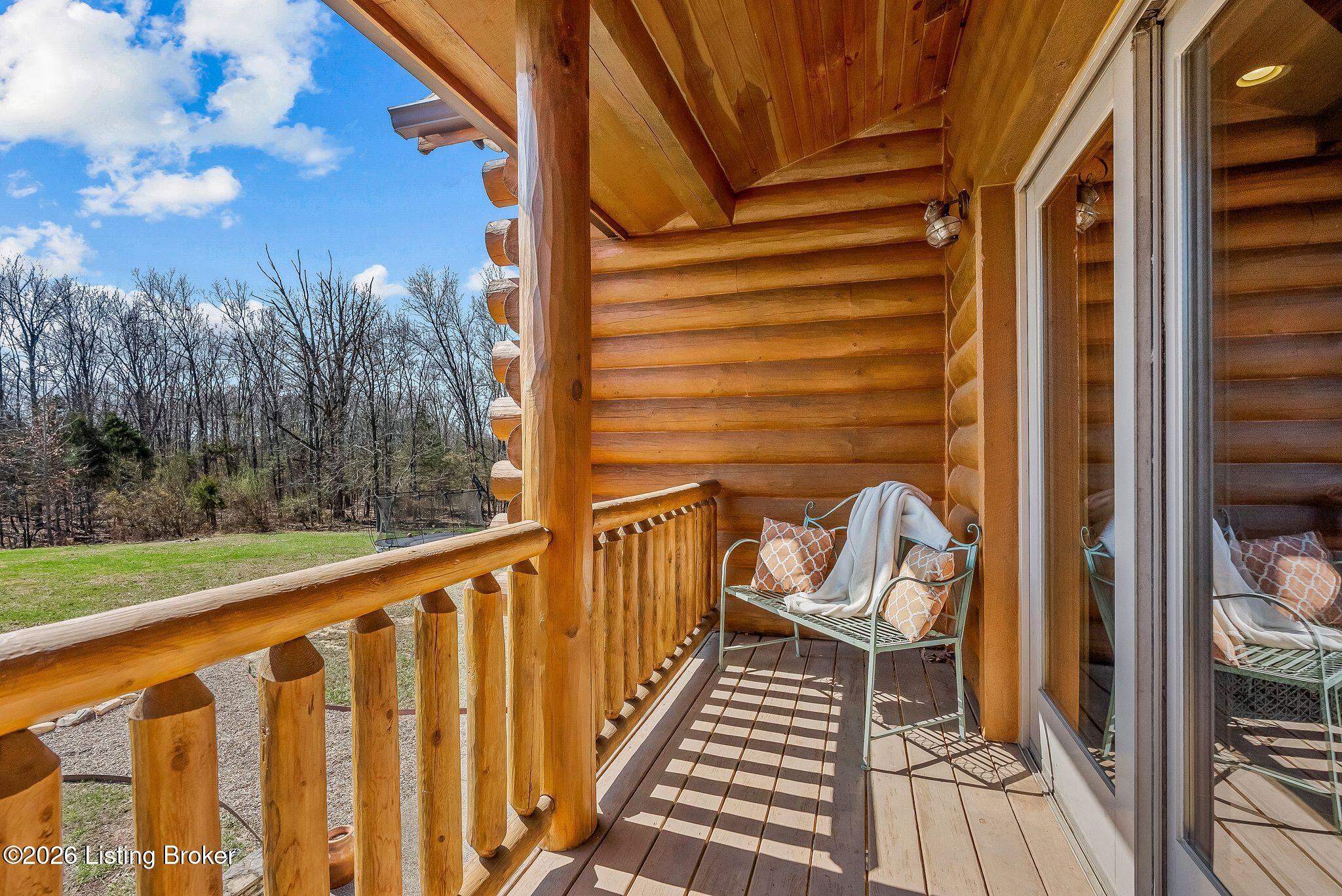 La Grange, Kentucky, 40031, United States, 5 Bedrooms Bedrooms, ,4 BathroomsBathrooms,Residential,Active,2026008