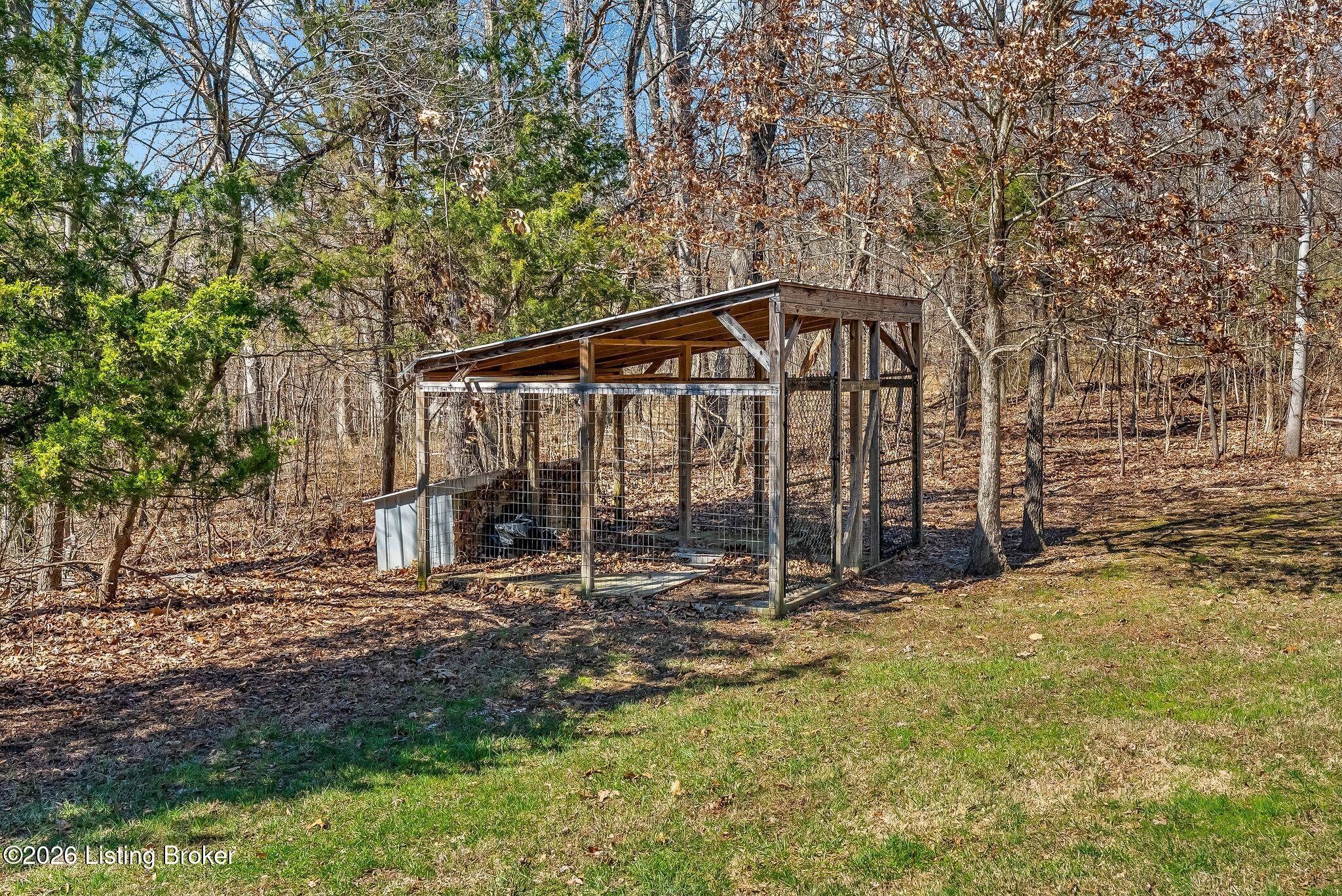 La Grange, Kentucky, 40031, United States, 5 Bedrooms Bedrooms, ,4 BathroomsBathrooms,Residential,Active,2026008