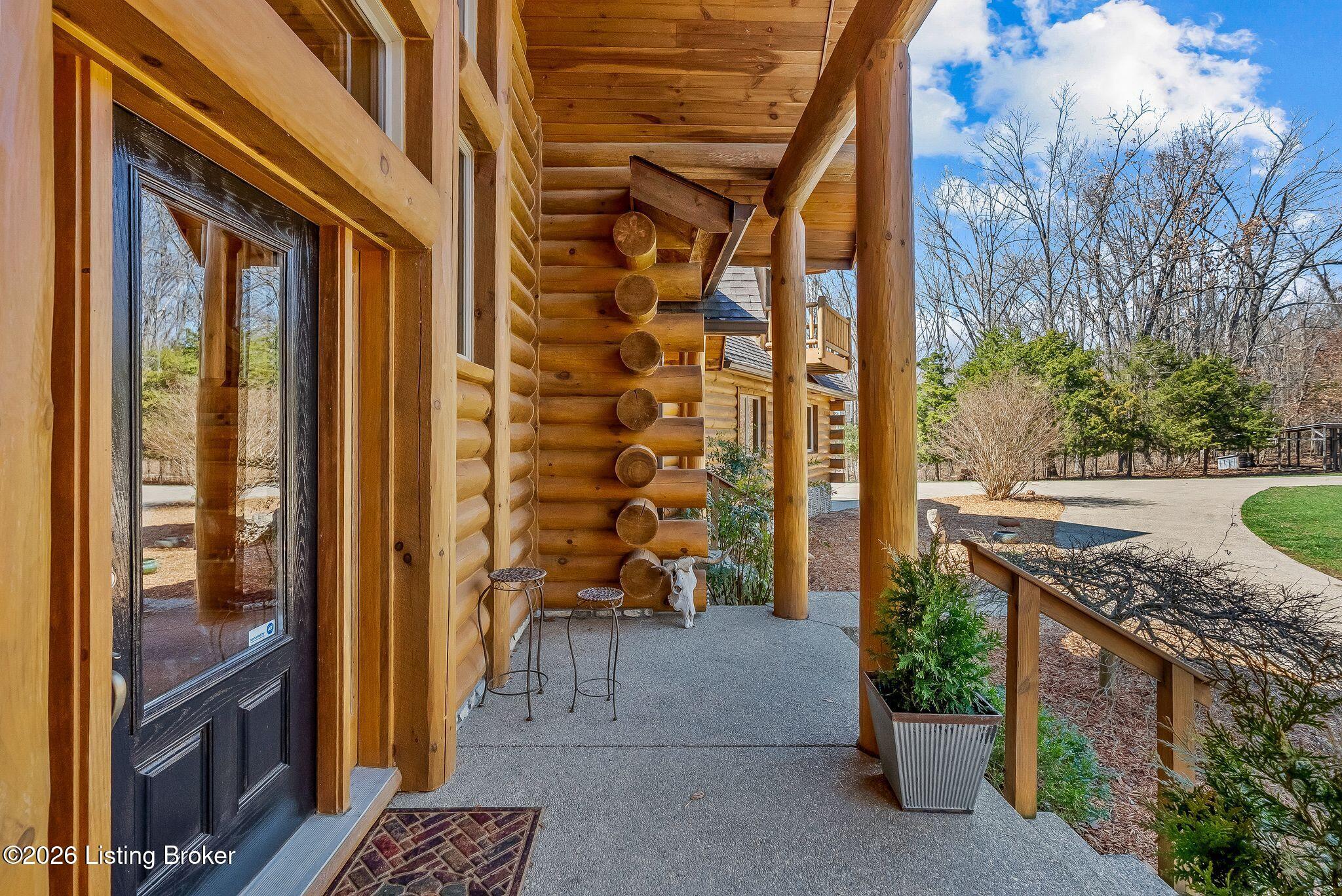 La Grange, Kentucky, 40031, United States, 5 Bedrooms Bedrooms, ,4 BathroomsBathrooms,Residential,Active,2026008