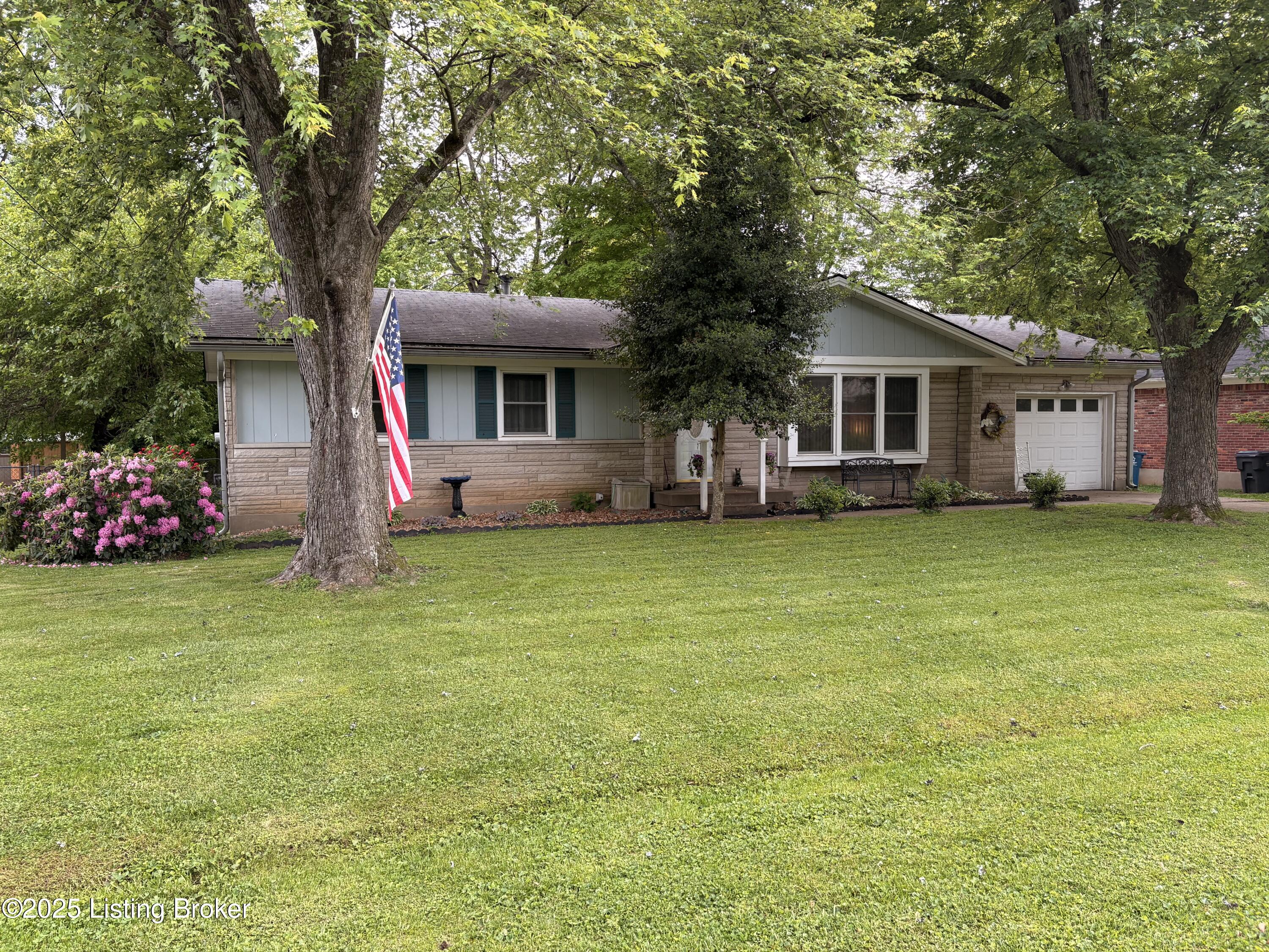 4302 Mada Way, Louisville, Kentucky image 2