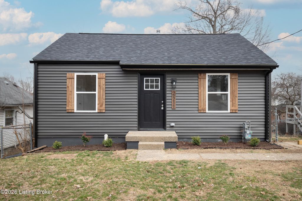Photo of 2511 Elmhurst Ave, Louisville, KY 40216 (MLS # 1709622)