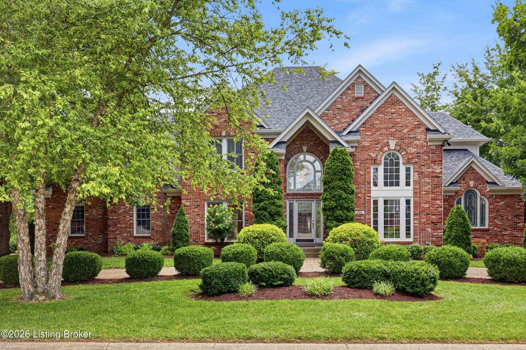 Photo of 205 Sycamore Hills Ct, Louisville, KY 40245 (MLS # 1722869)